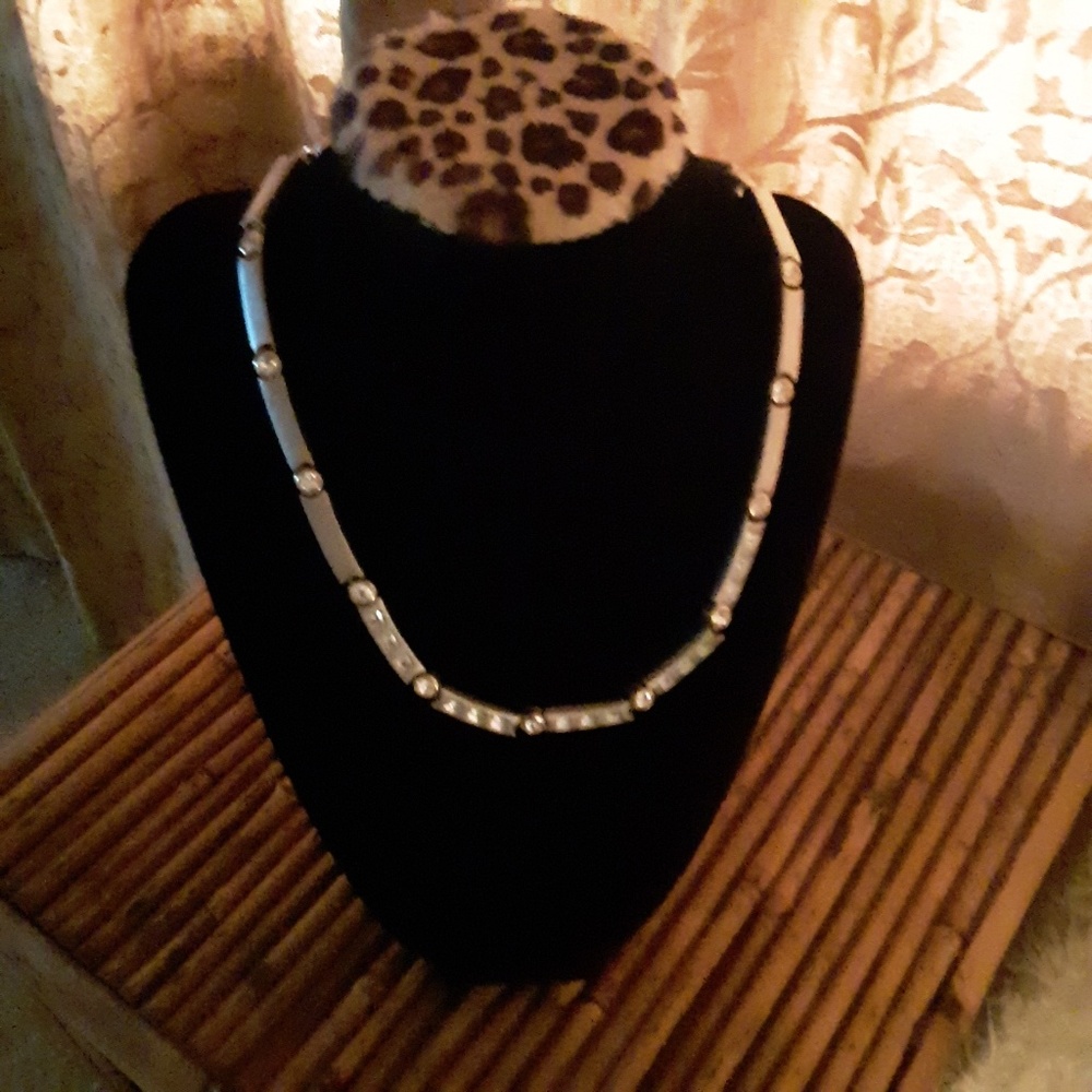 Necklace - Picture 3 of 3